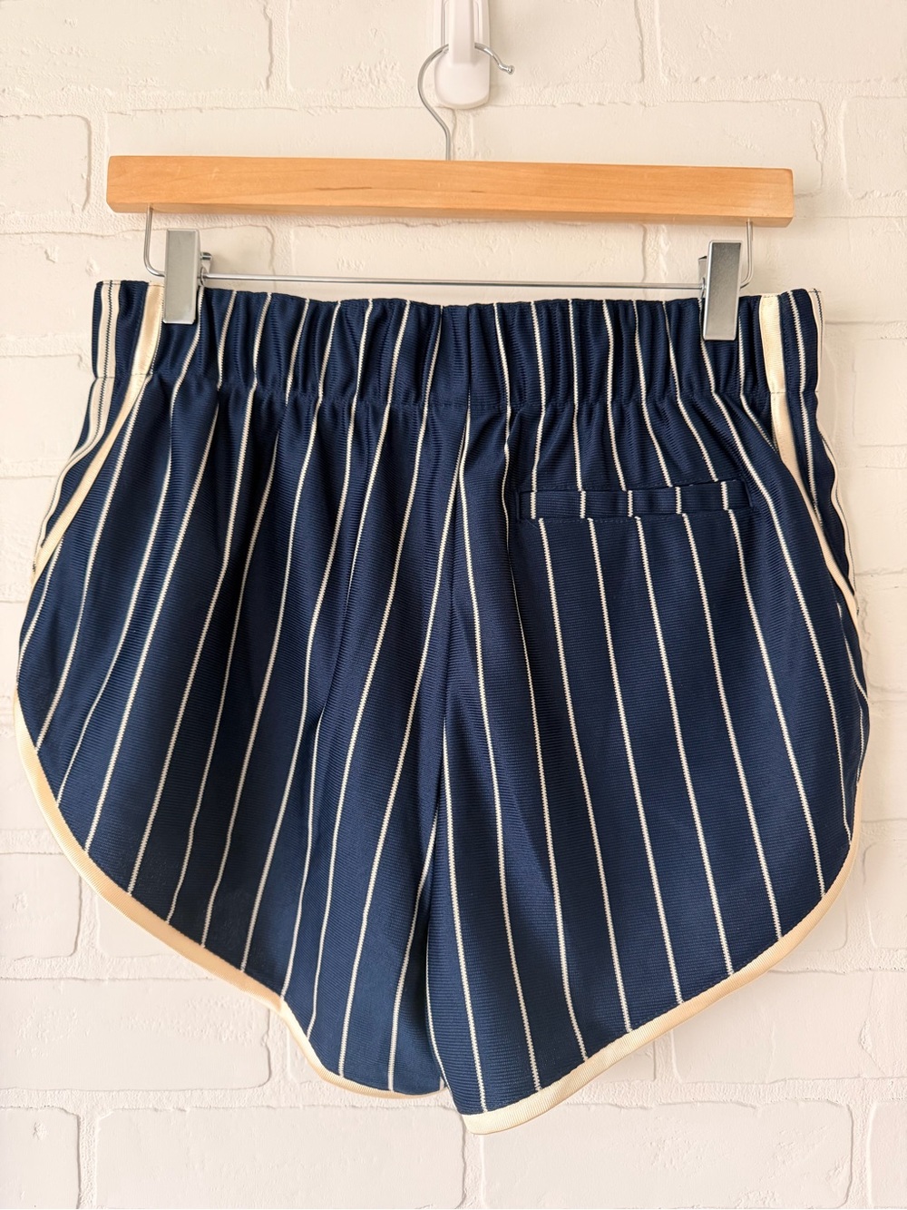 Adidas Originals Women’s Navy Pinstripe Firebird Shorts w Cream Trim, M, NWT - Picture 2 of 12